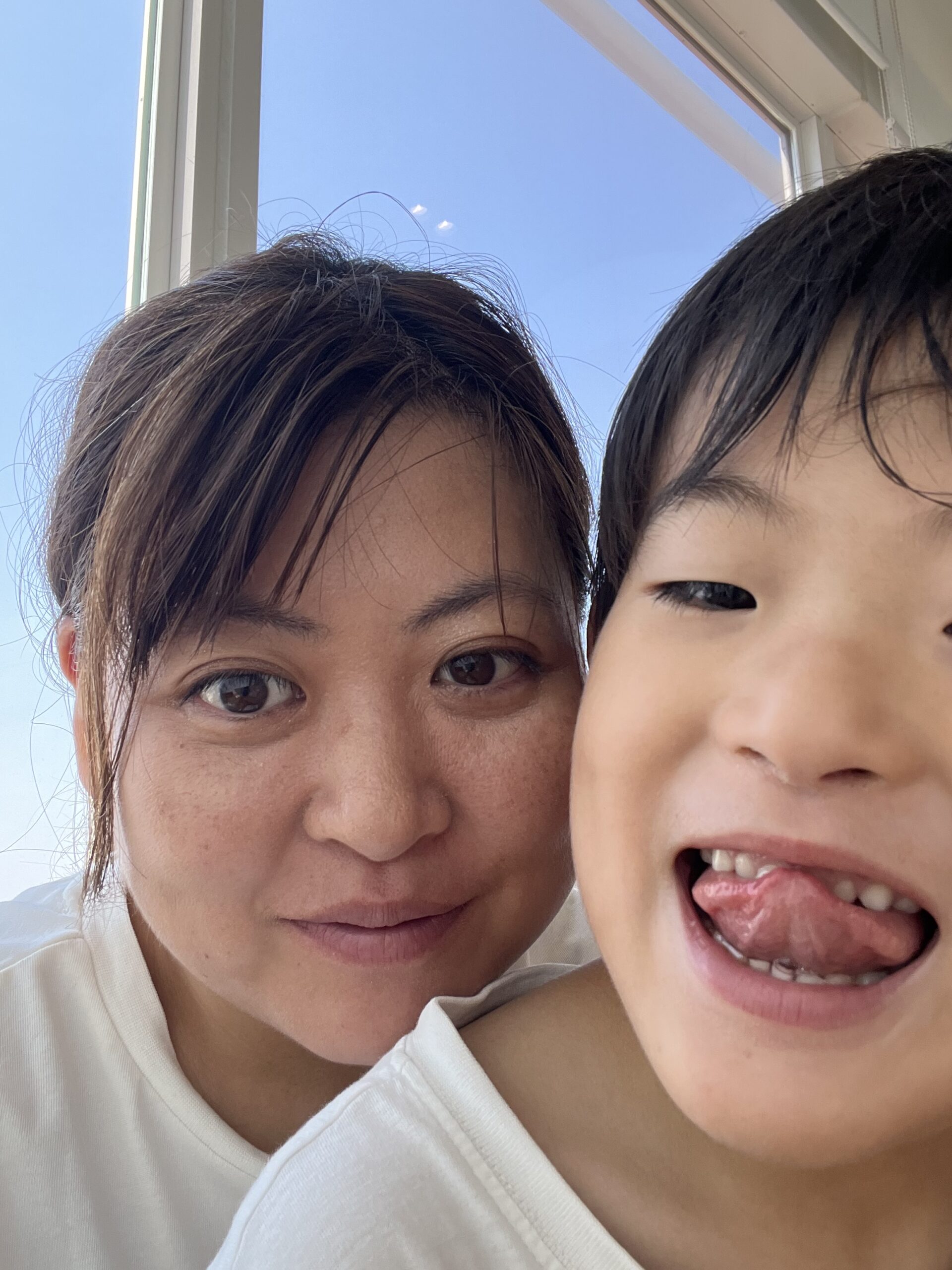 たくさんの葛藤をともに乗り越えてきた、息子さんとの一枚