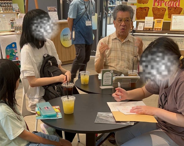 リアルでも絵本講座を実施する集文社・早川氏
