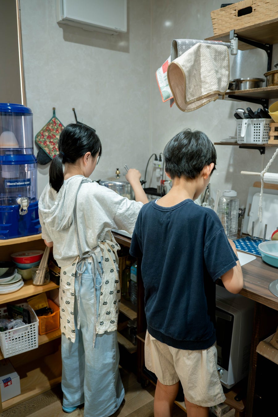 買い出しから調理まで挑戦昼食には子どもたちがつくった「やきそば」をみんなでいただきました。