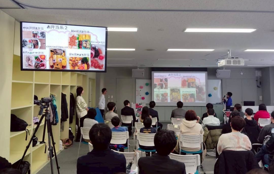 大勢の前で探究発表に挑戦した